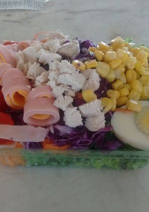 Una foto de Ensalada Completa 9 ingredientes muy saludable