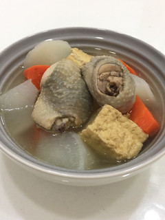蘿蔔油豆腐雞湯 的食譜成品照片