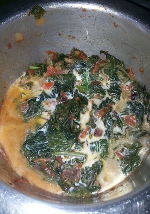 A picture of Kienyeji fried(African-Kenyan Traditional vegetables).