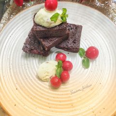Fudgy chocolate brownie A picture of Fudgy chocolate brownie.