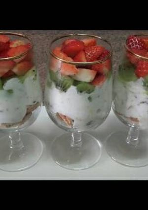 Foto principal de Postre en copa fácil y rico en 2 minutos