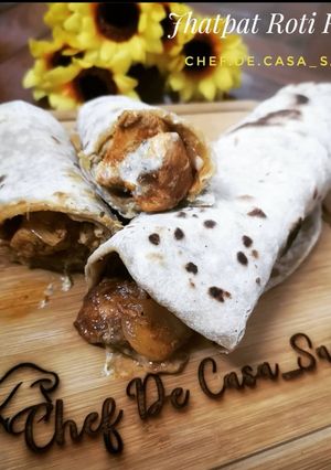 A picture of Jhatpat roti roll.