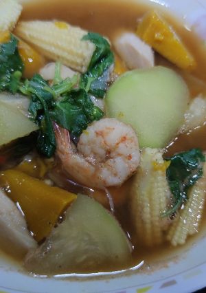 รูปของ แกงเลียงกุ้งสดตำเครื่องแกงเอง