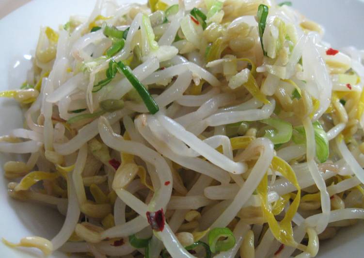 Recipe of Speedy Bean Sprouts Salad