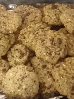 Una foto de Galletas de avena y chocolate (cookies)