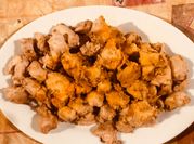Una foto de pollo con alioli