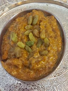 कद्दू का हलवा (Kaddu ka halwa recipe in Hindi) रेसिपी मुख्य फोटो