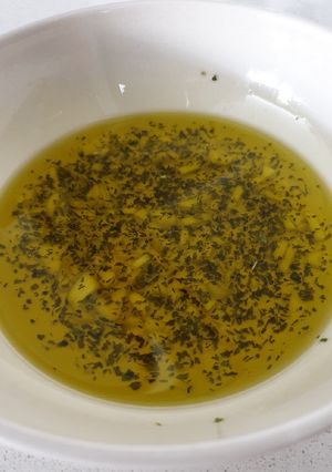 Foto principal de Salsa de aceite, ajo y perejil