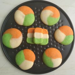 A picture of Tricolor Cookies.