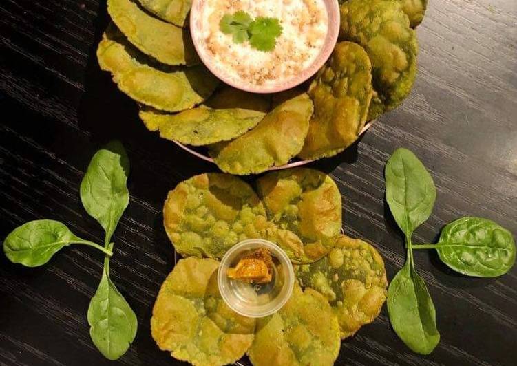 Simple Way to Make Super Quick Homemade Spinach Poori