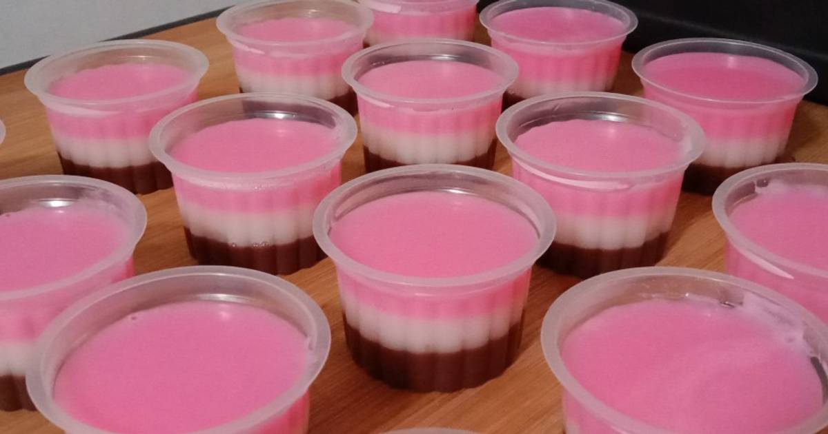 Puding Susu Lapis: Olahan Susu yang Cantik dan Mengenyangkan  