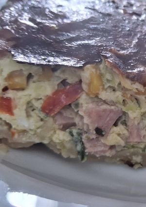 Una foto de Tarta de puerro, cebolla y maíz