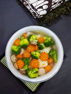 Foto resep Sop Sayur Sosis Baso