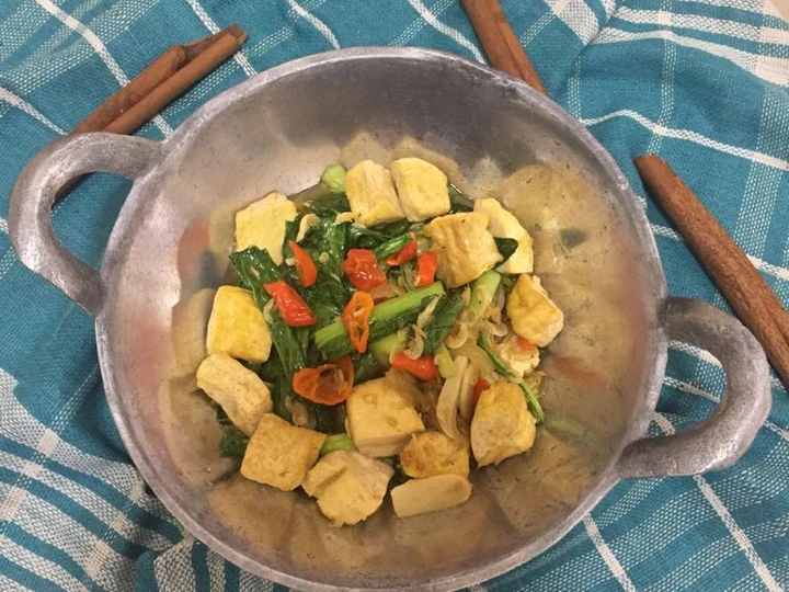 Cara Mudah Menyiapkan Resep Oseng tahu sawi putih rebon saos tiram yang Menggugah Selera Anti Ribet, Menggugah Selera