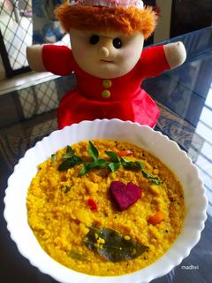नमकीन दलिया (Namkeen Daliya recipe in Hindi) रेसिपी मुख्य फोटो