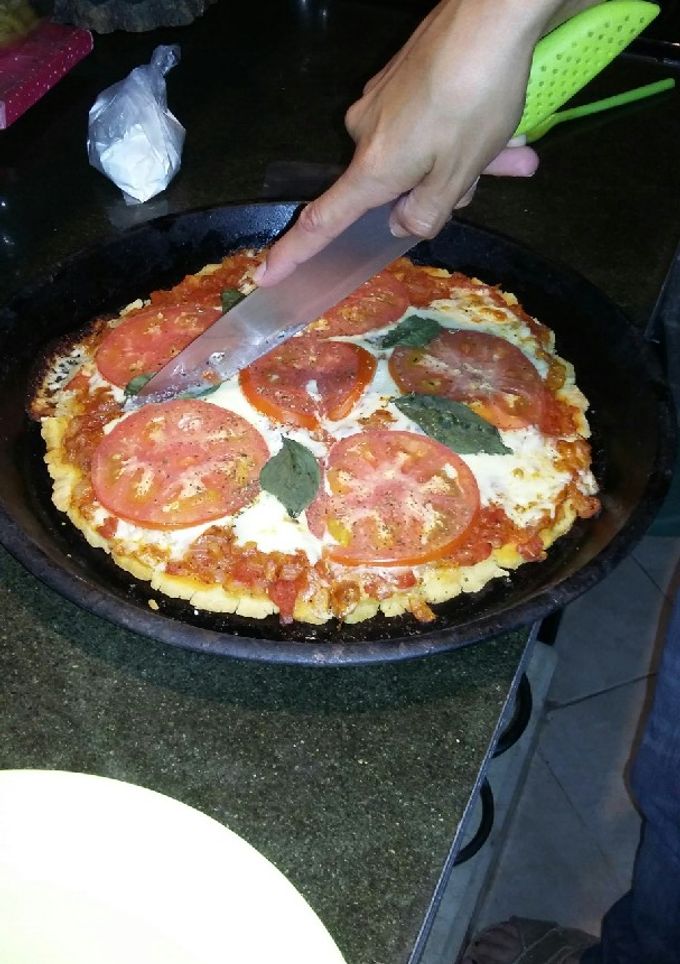 Una foto de Pizza con harina de arroz🍕