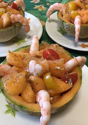 Une photo de Melons aux crevettes, tomates cerises et bleu d'Auvergne