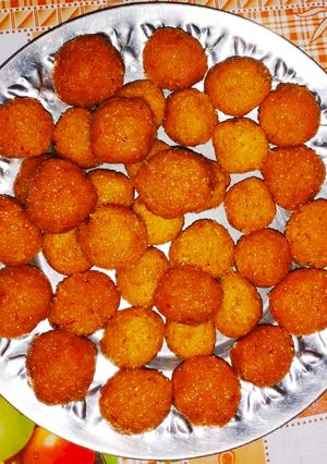 নারকেল নাড়ু(narkel naru recipe in Bengali) রেসিপির প্রধান ছবি