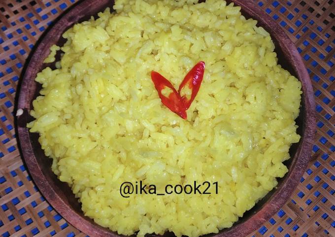 Resep Dan Cara Membuat Nasi Kuning Gurih dan Lezat