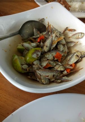 Foto resep Ikan asin goreng, kuah asam