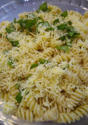 Una foto de Pastas con Pesto al limón