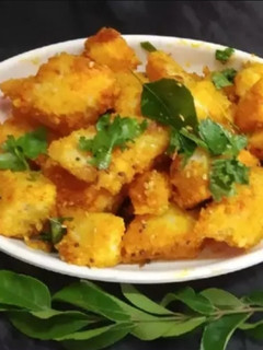 मसाला इडली फ्राई (Masala Idli fry recipe in Hindi) रेसिपी मुख्य फोटो