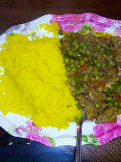 A picture of Rice& beef peas stew.