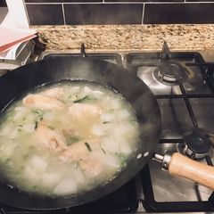 A picture of WFH special - radish chicken wings soup 🖥.