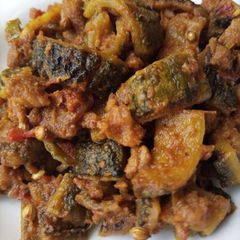 A picture of Qeema Karela.