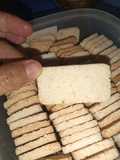 Kue sagon kelapa
