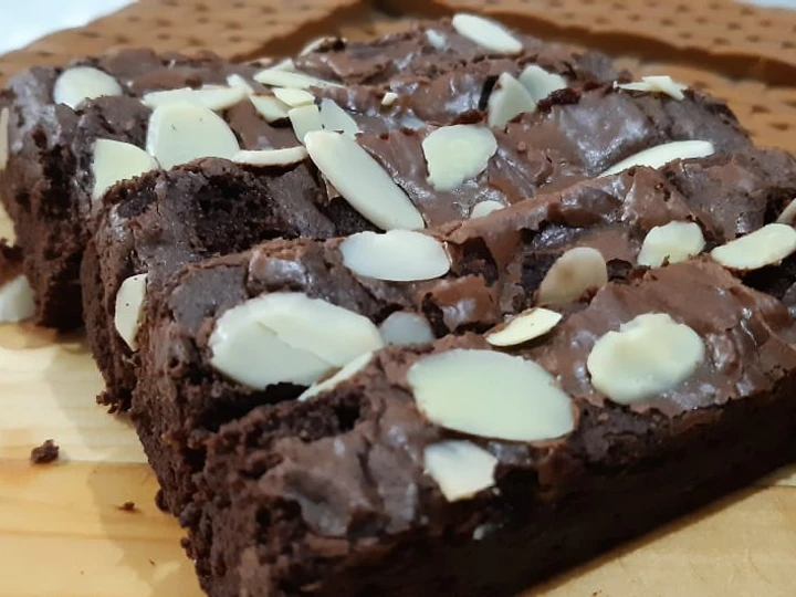Langkah Mudah untuk Membuat Resep Brownies Panggang Shiny Crust ala Kartika Sari🍰 yang Bisa Manjain Lidah Anti Ribet, Sempurna