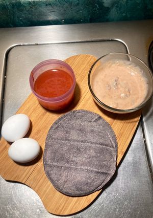 Una foto de Tortilla Ranchera estilo a la @Jauregrill