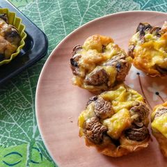 A picture of Mushrooms and Cheese Egg Muffins.