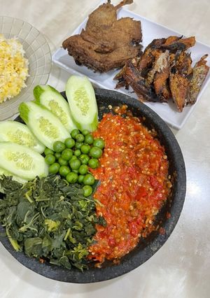 Foto resep Bebek & Ikan Sambal Lalapan🌶️🥬
