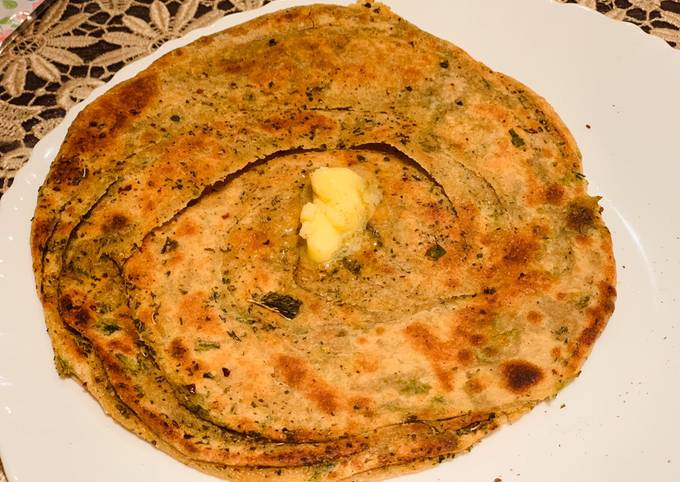 Steps to Prepare Perfect Dried Mint Paratha