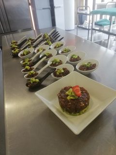 Una foto de Tartar de atún
