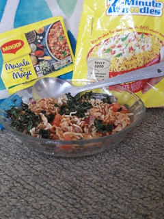 મેગી & મસાલા-ઍ-મેજીક ભેળ (Maggi Masala E Magic Bhel Recipe In Gujarati) રેસીપી મુખ્ય ફોટો