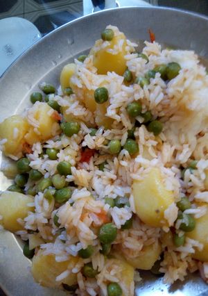 A picture of Left over rice.