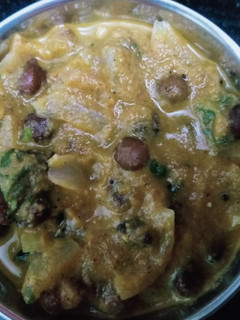 கருப்பு கொண்டைக்கடலை கிரேவி(chana curry recipe in tamil) செய்முறை முக்கிய புகைப்படம்