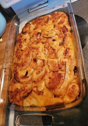 A picture of Au Gratin Potatoes.