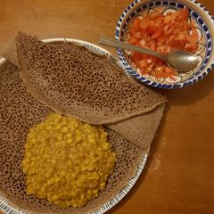 Ethiopian Split Chickpeas Stew (Ye Kik Alicha Wot) A picture of Ethiopian Split Chickpeas Stew (Ye Kik Alicha Wot).