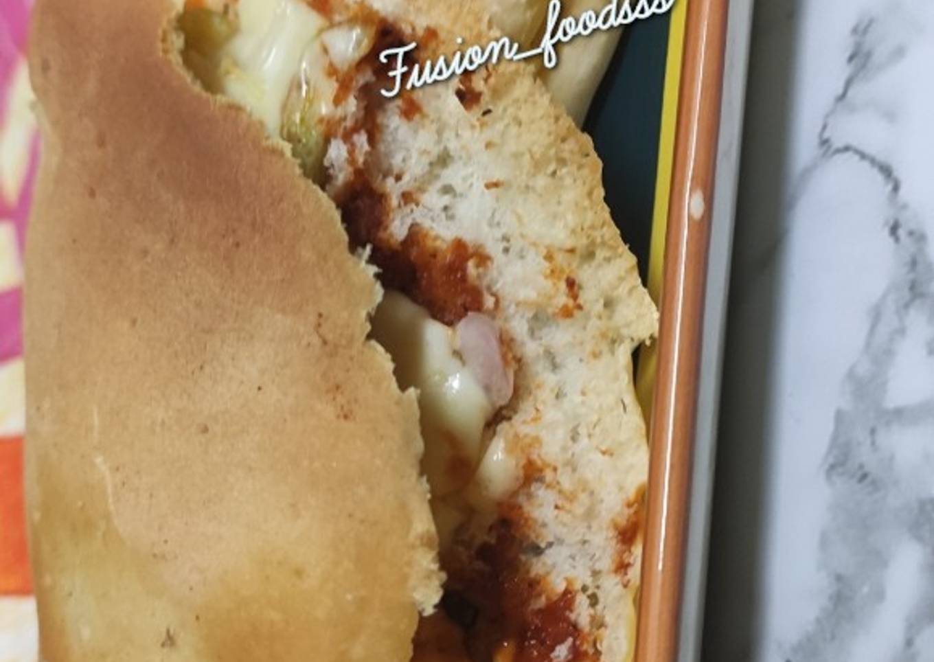 Pizza sandwich