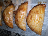Empanadillas de pisto con atún