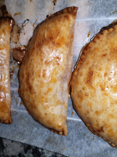 Una foto de Empanadillas de pisto con atún