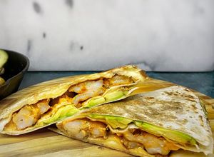 Una foto de Tortilla wrap hack de camarones