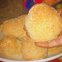 A picture of Gireba (traditional hausa cookies).