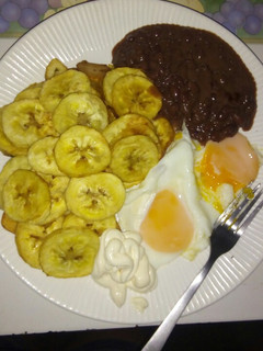Una foto de Desayuno típico hondureño