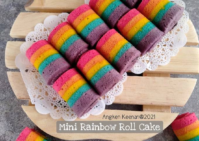 Mini Rainbow Roll Cake (Bolu Gulung Rainbow Mini)