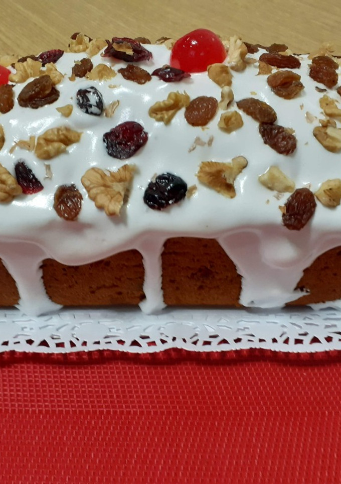 Una foto de Plum cake navideño