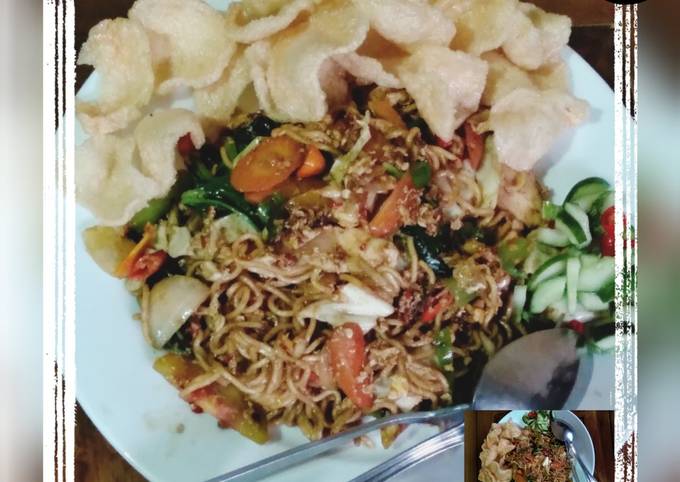 18.Mie Goreng Yummy